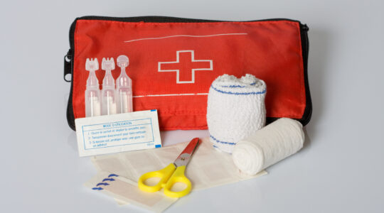 trousse de secours en entreprise